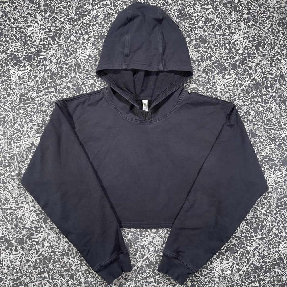 🖤 Lululemon cropped pullover hoodie in black/dark charcoal tagged size 12
